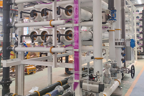 反滲透設(shè)備 反滲透設(shè)備